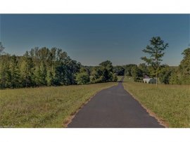 608 Robinson Creek Road Tryon Residence Listings - New see Realty LLC Tryon property