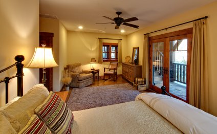 Treehouse Rentals in North Carolina